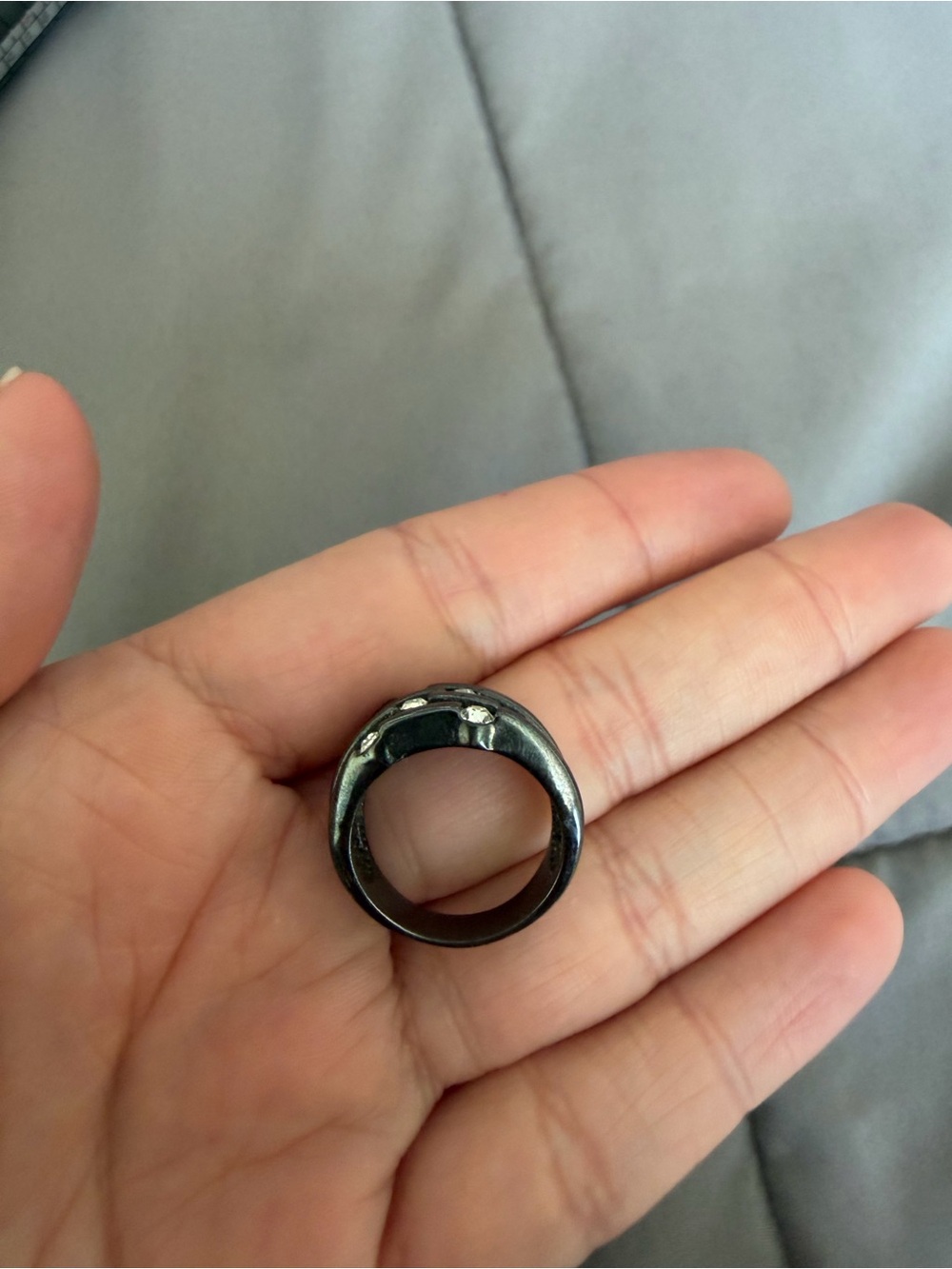 Black Multi-Row Rhinestone Stack Ring - Picture 5 of 8
